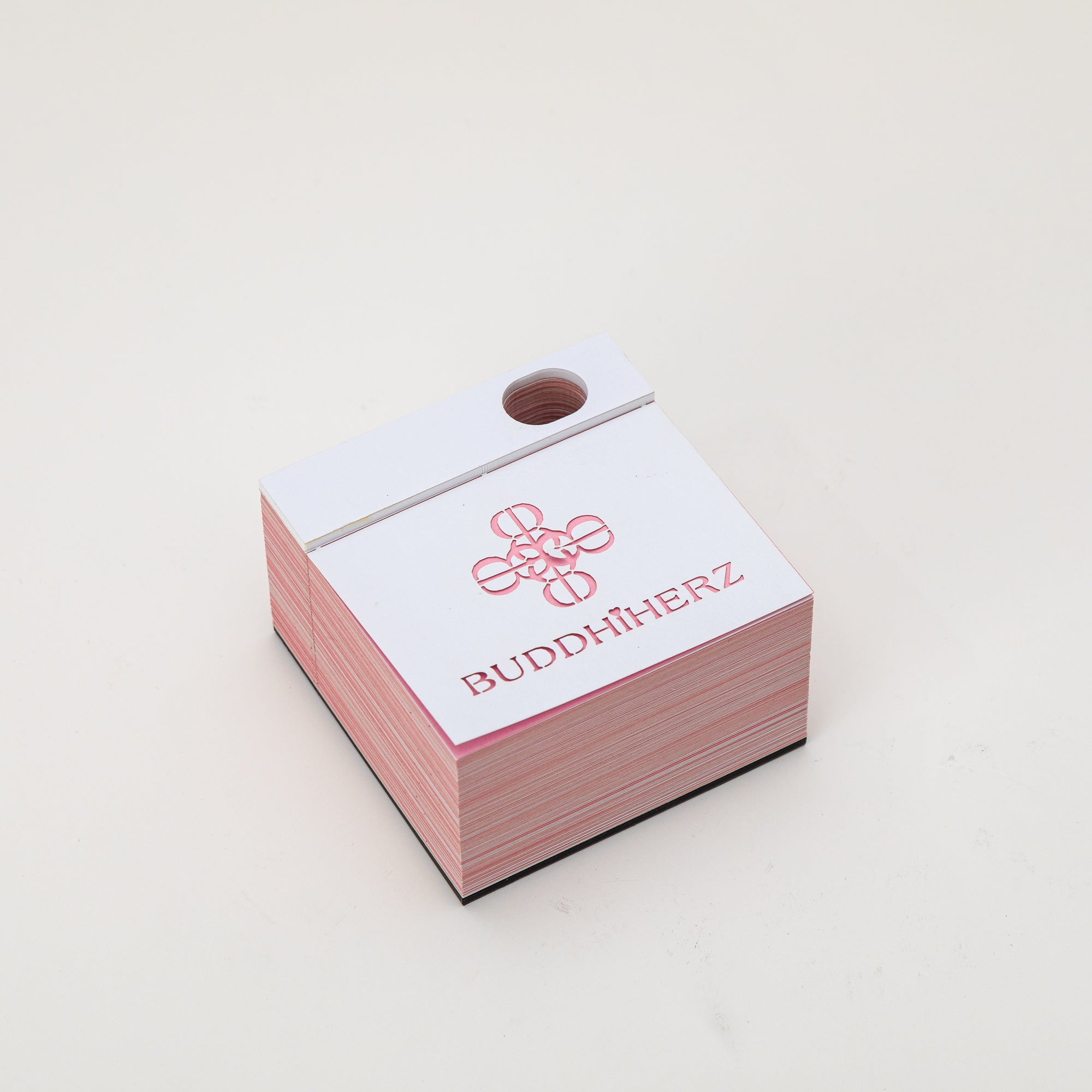 3D-Notizblock: Meditierender Hase