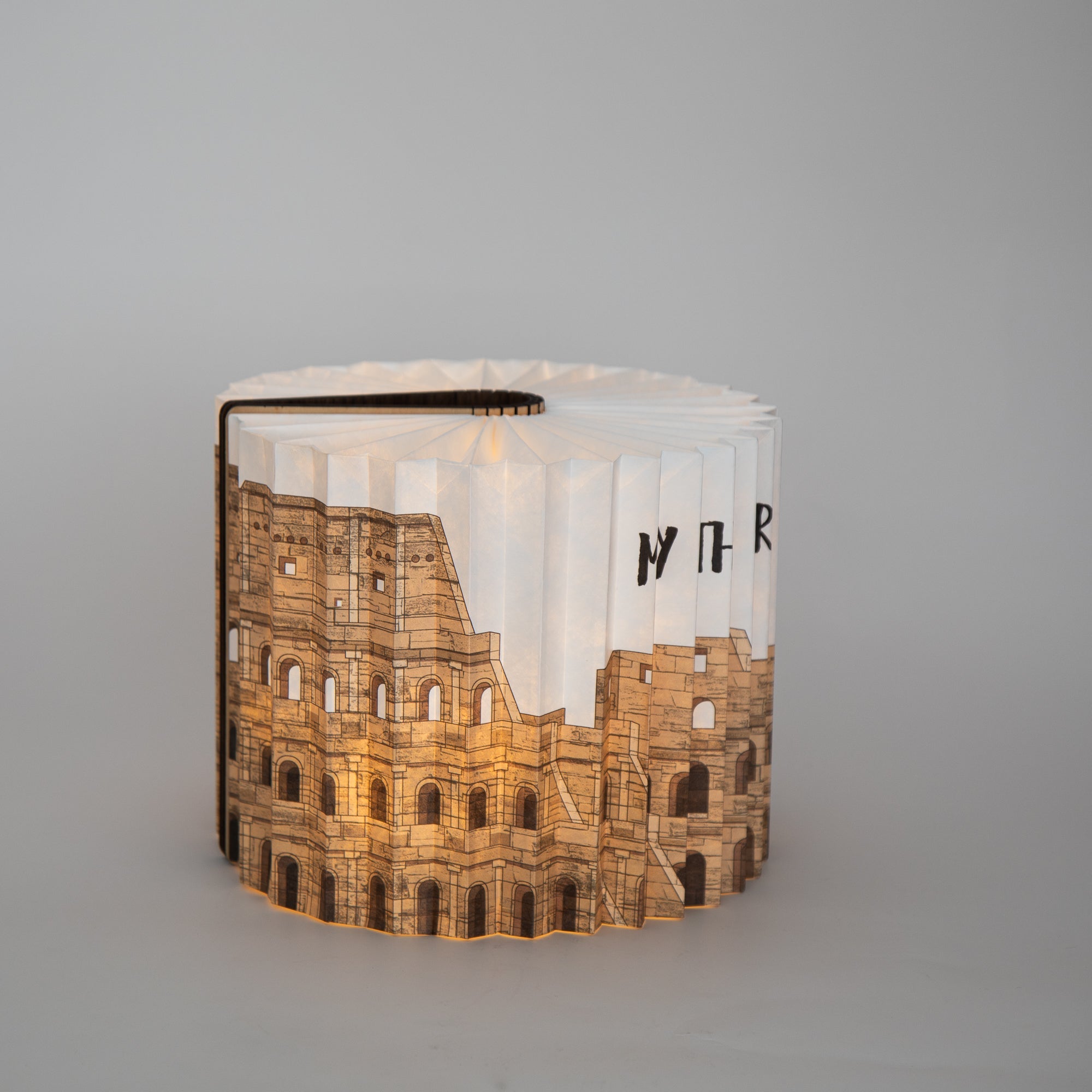 Roman Colosseum 360° Book Lamp
